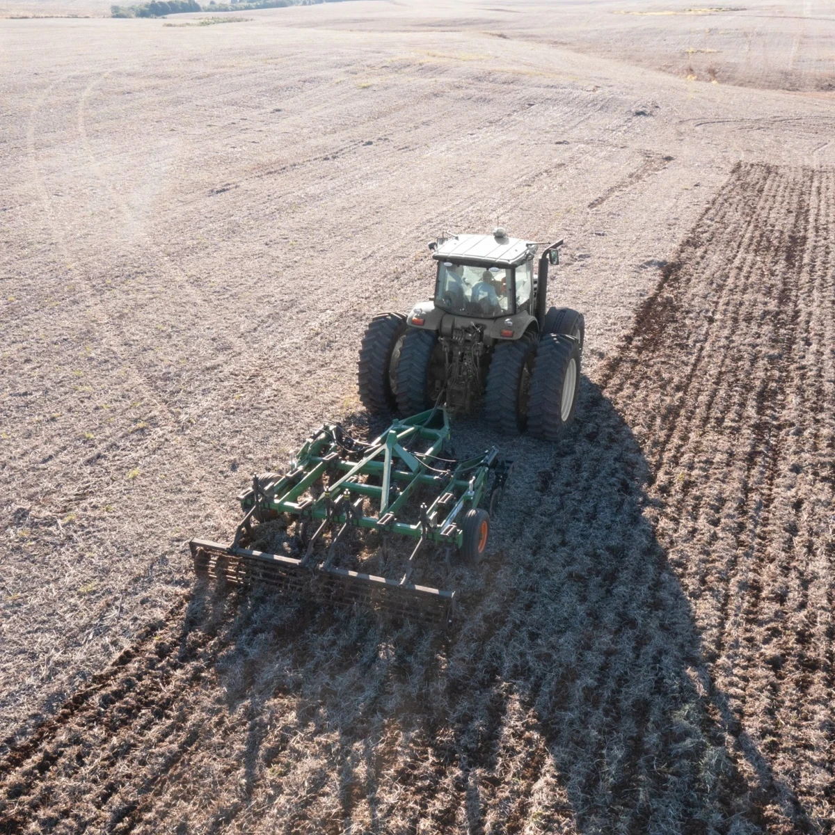 Compactación del suelo: cómo identificar, corregir y prevenir con manejo y tecnología
